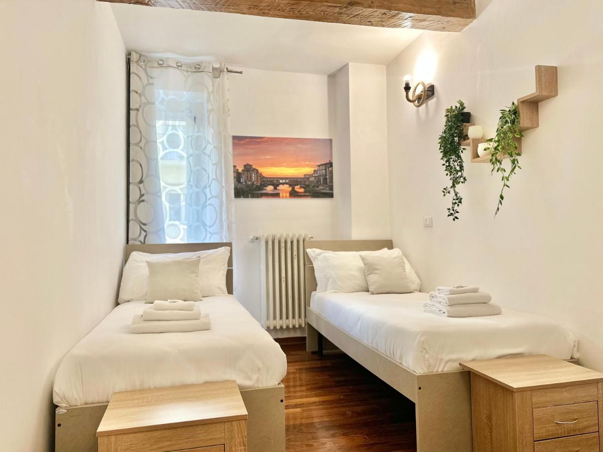A 2 Passi Dal Duomo Con Parcheggio E 3 Apartment Florenz