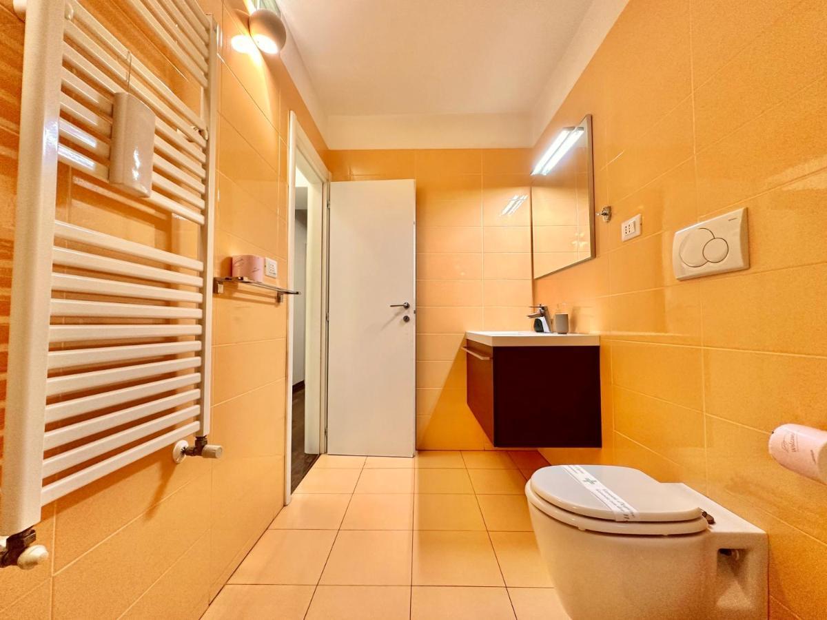 Apartment A 2 Passi Dal Duomo Con Parcheggio E 3 Florenz